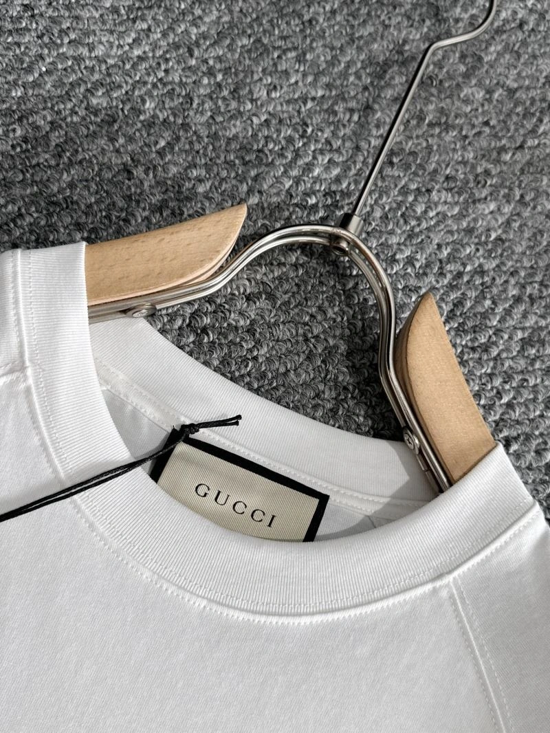 Durable Gucci T-Shirts 128330
