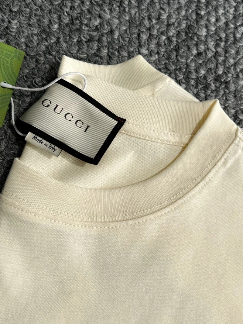 Gucci T-Shirts Comfortable 128322