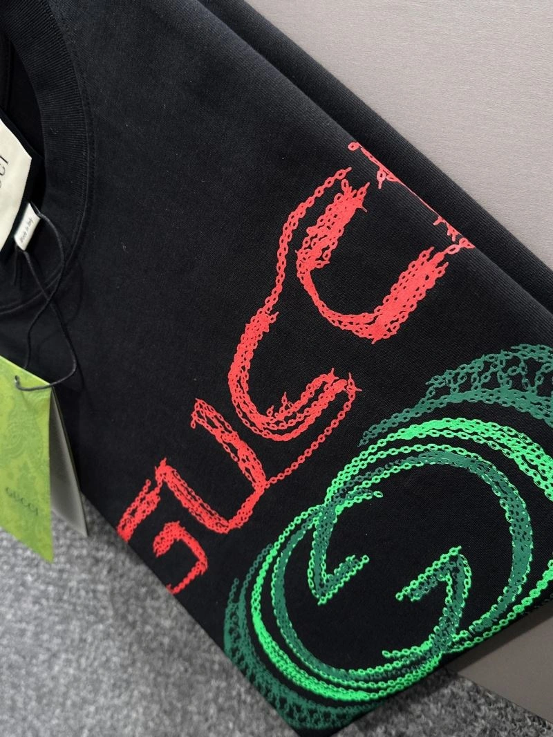 Versatile Gucci T-Shirts 128323