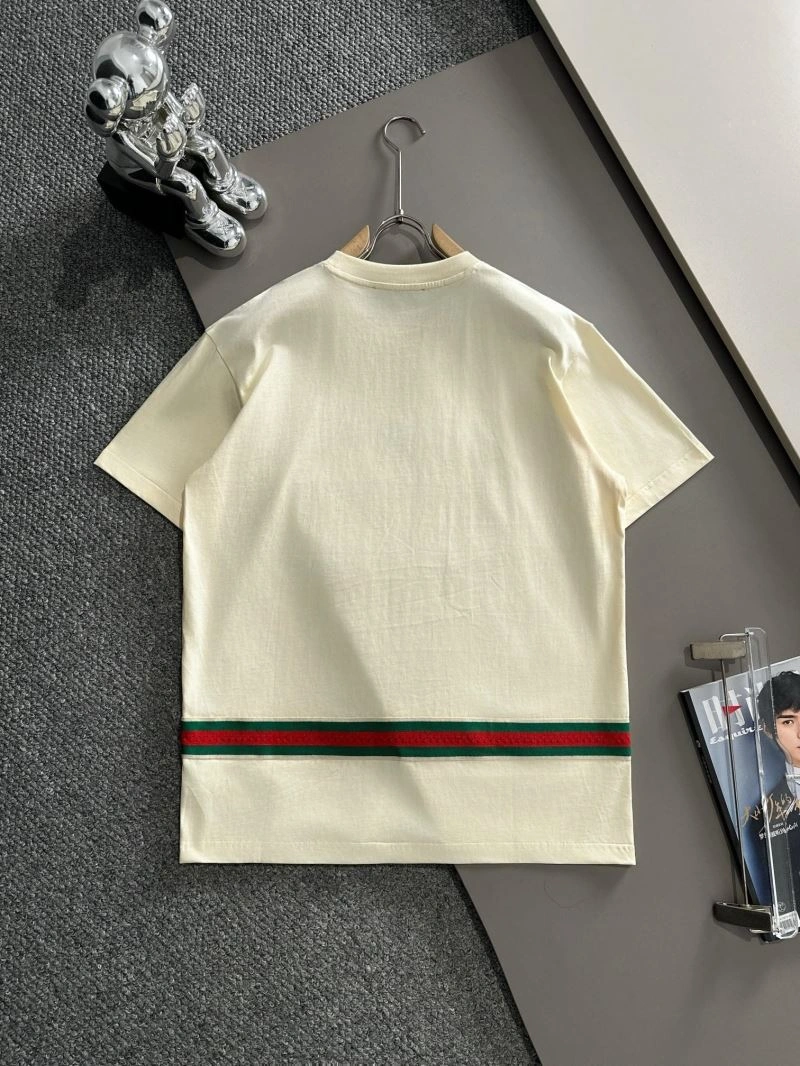 ComfortFit Gucci T-Shirts 128315