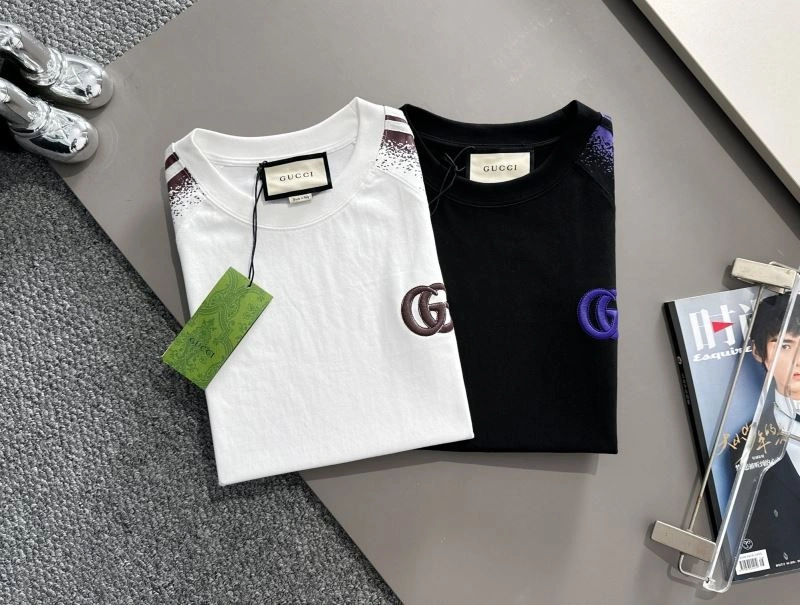 Bold Gucci T-Shirts 128311