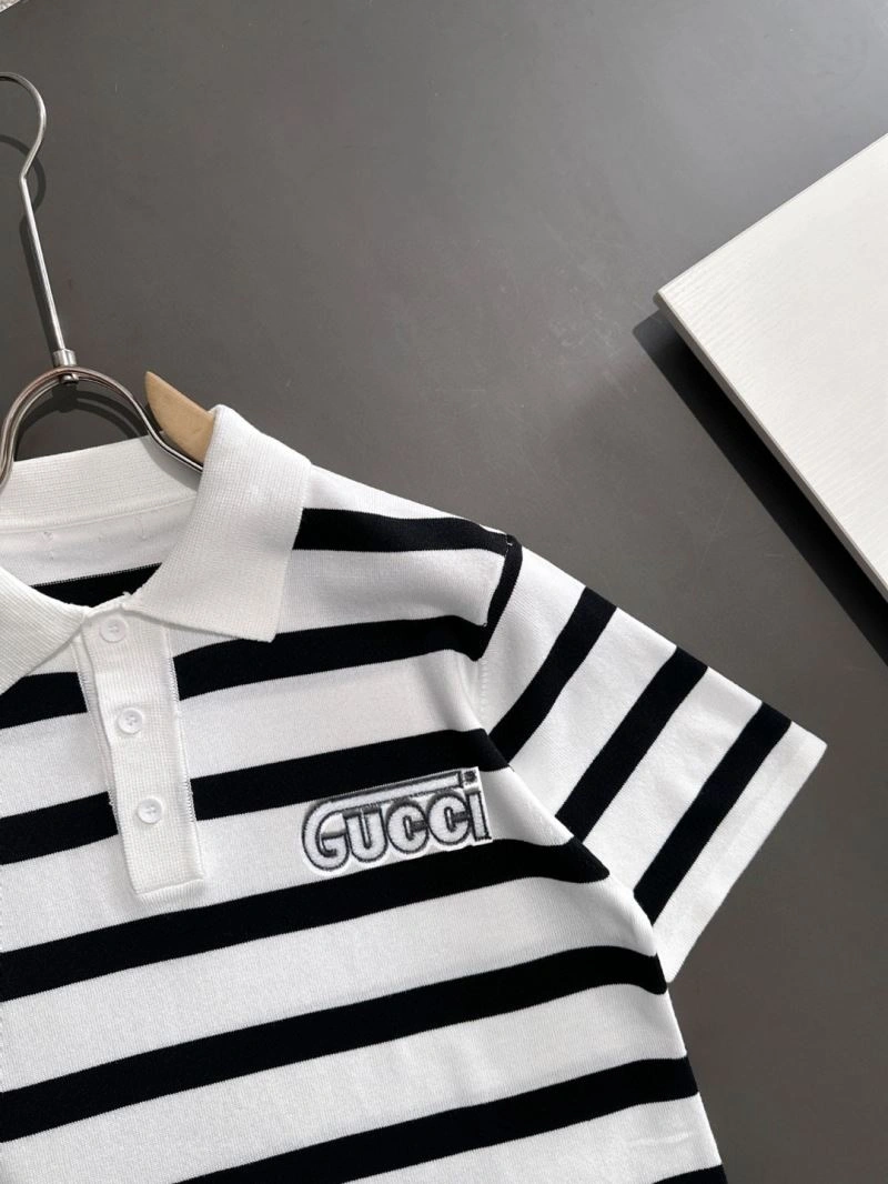 Bold Gucci T-Shirts 128296