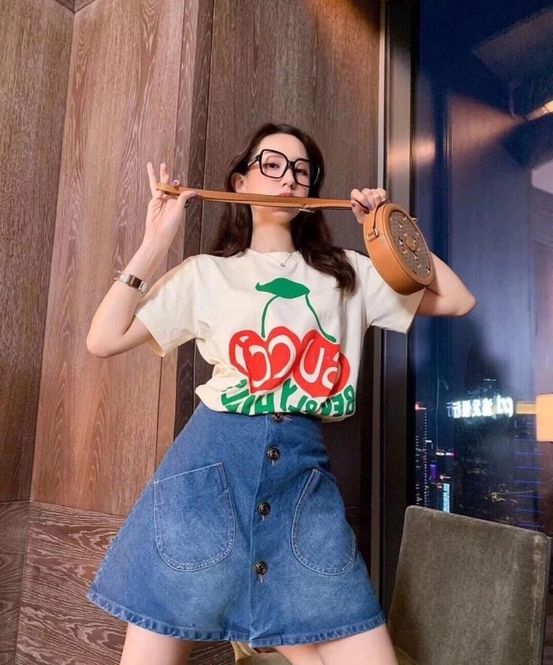 Trendsetting Gucci T-Shirts 128271