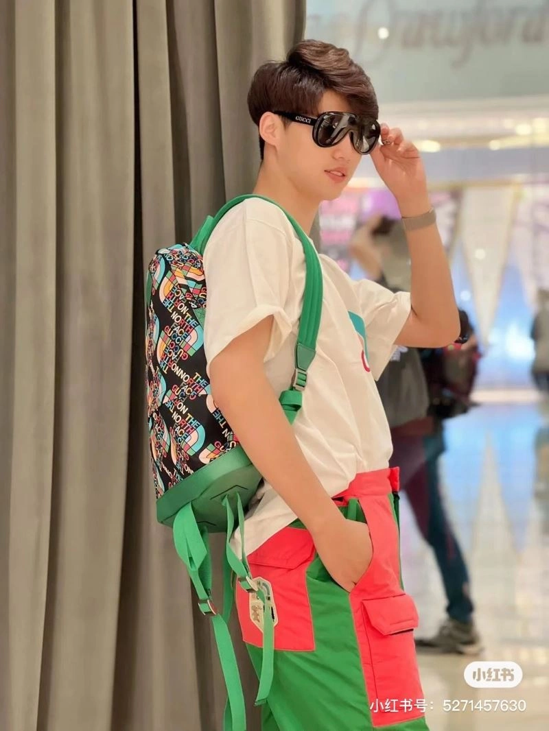 WellDesigned Gucci T-Shirts 128266