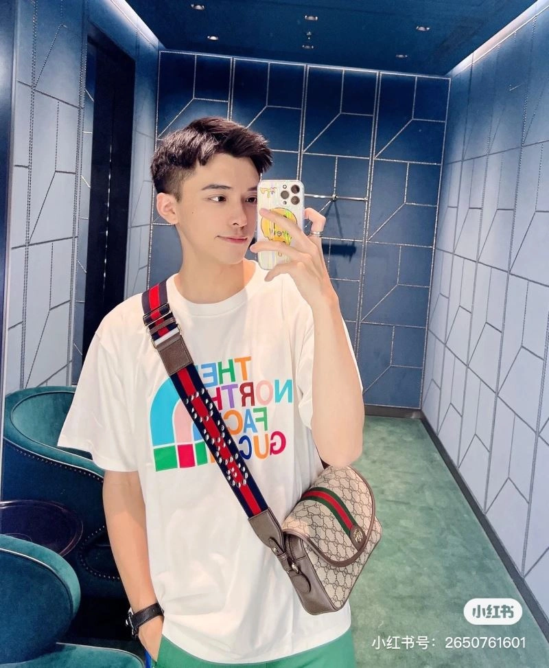 WellDesigned Gucci T-Shirts 128266