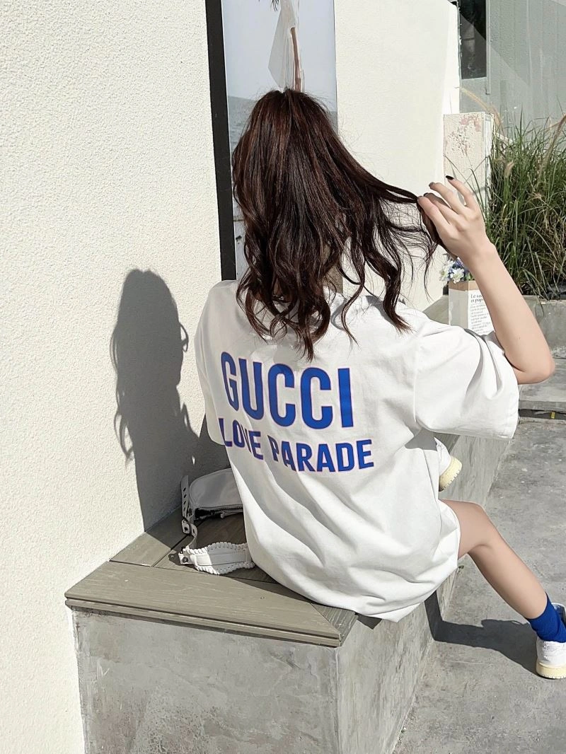 Gucci T-Shirts Lightweight 128256
