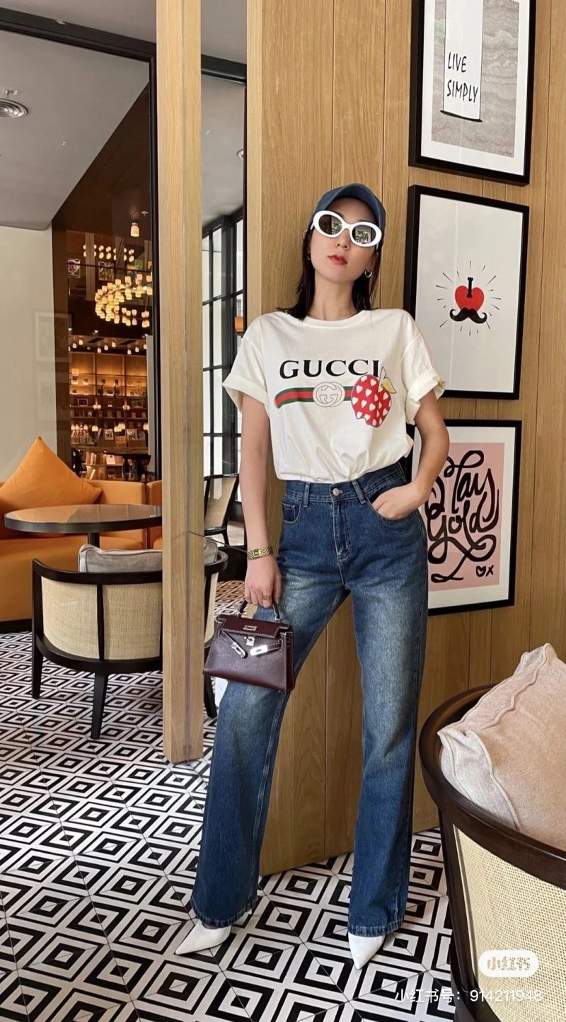 Gucci T-Shirts TimelessDesign 128245