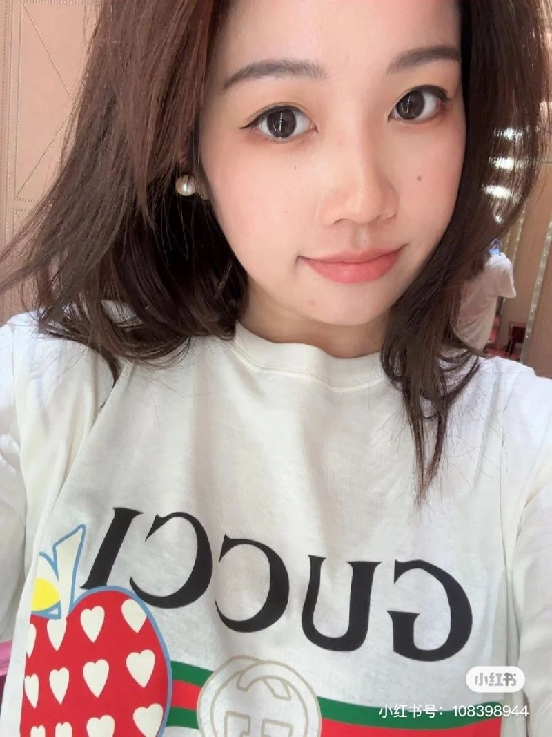 Gucci T-Shirts TimelessDesign 128245