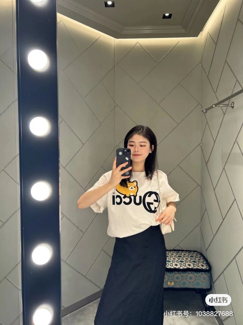 Gucci T-Shirts SmoothTexture 128240
