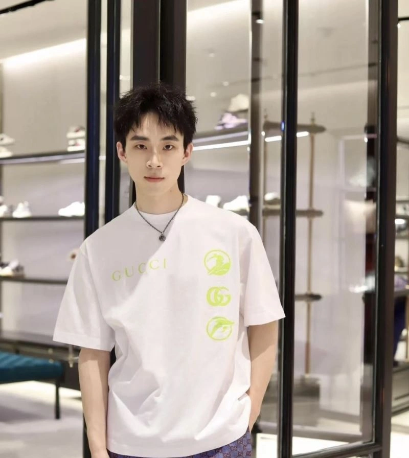 Gucci T-Shirts Durable 128199