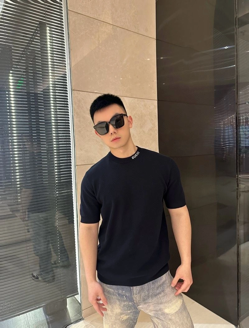 Lightweight Gucci T-Shirts 128200
