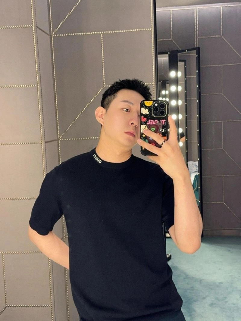 Lightweight Gucci T-Shirts 128200