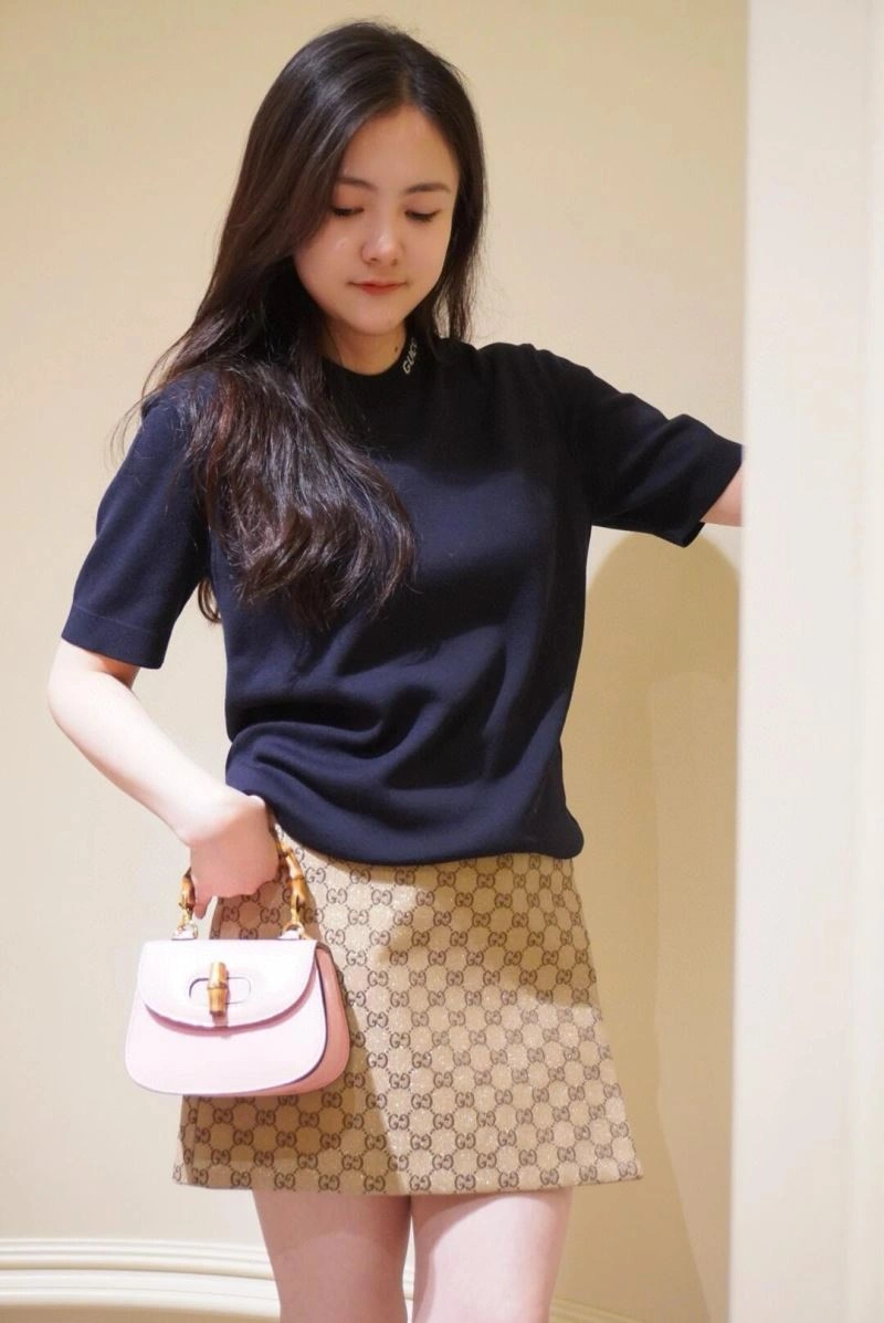Lightweight Gucci T-Shirts 128200