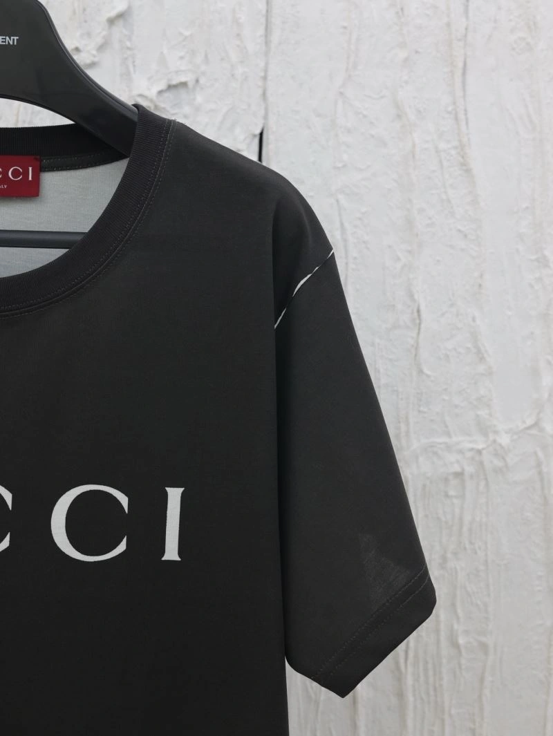Versatile Gucci T-Shirts 128189