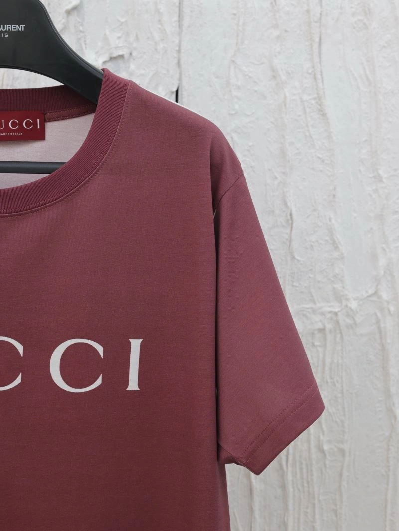 Gucci T-Shirts FashionForward 128201