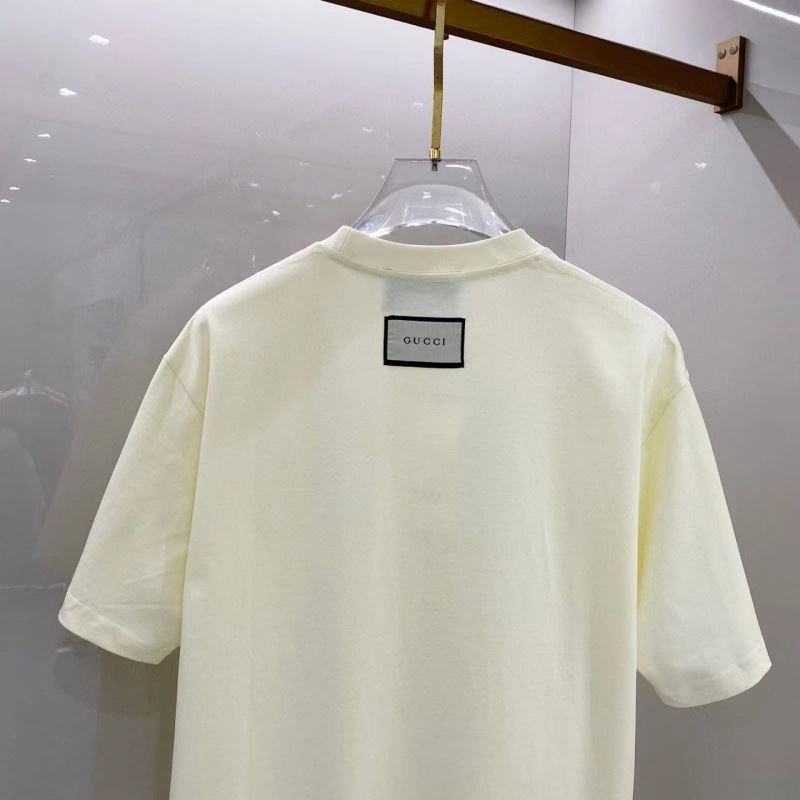 Gucci T-Shirts Youthful 125036