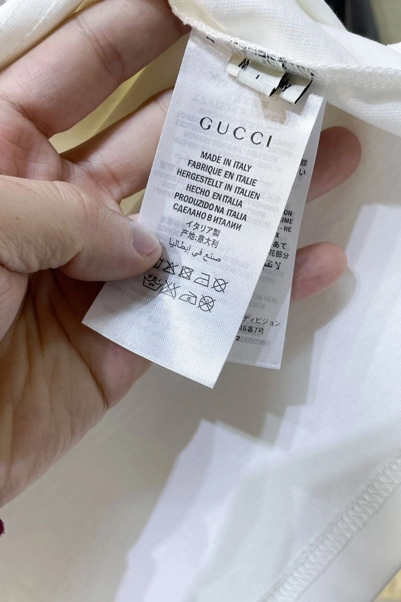 Flexible Gucci T-Shirts 128752