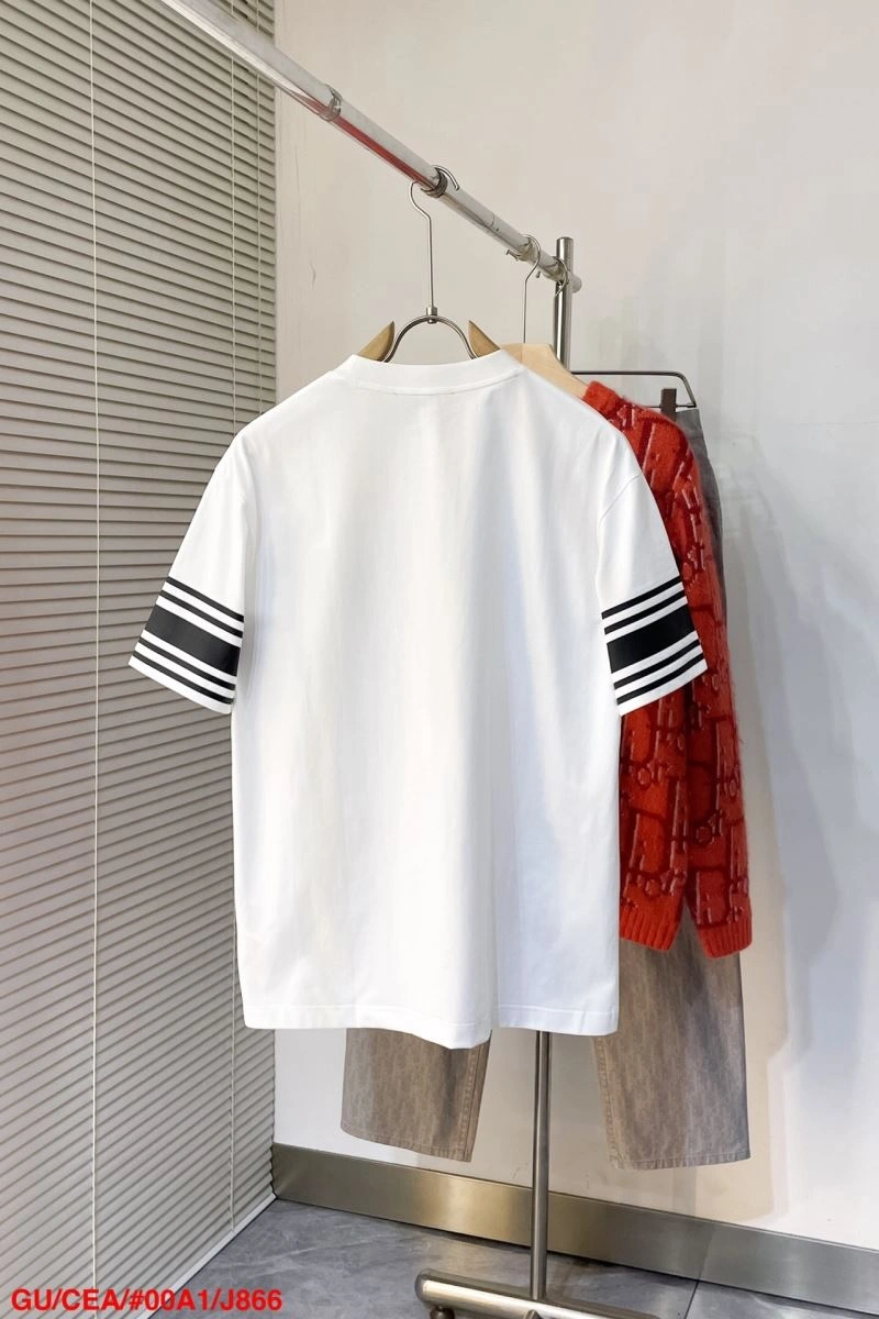 EyeCatching Gucci T-Shirts 128760