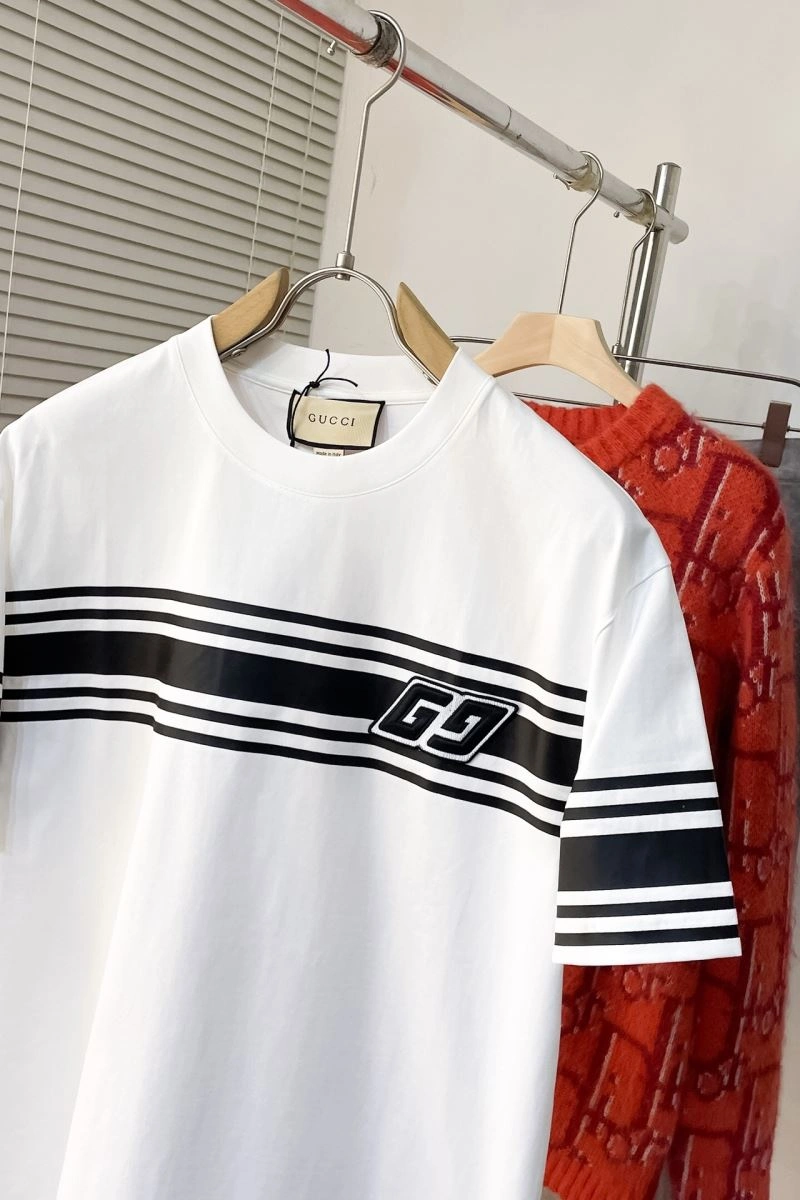 EyeCatching Gucci T-Shirts 128760