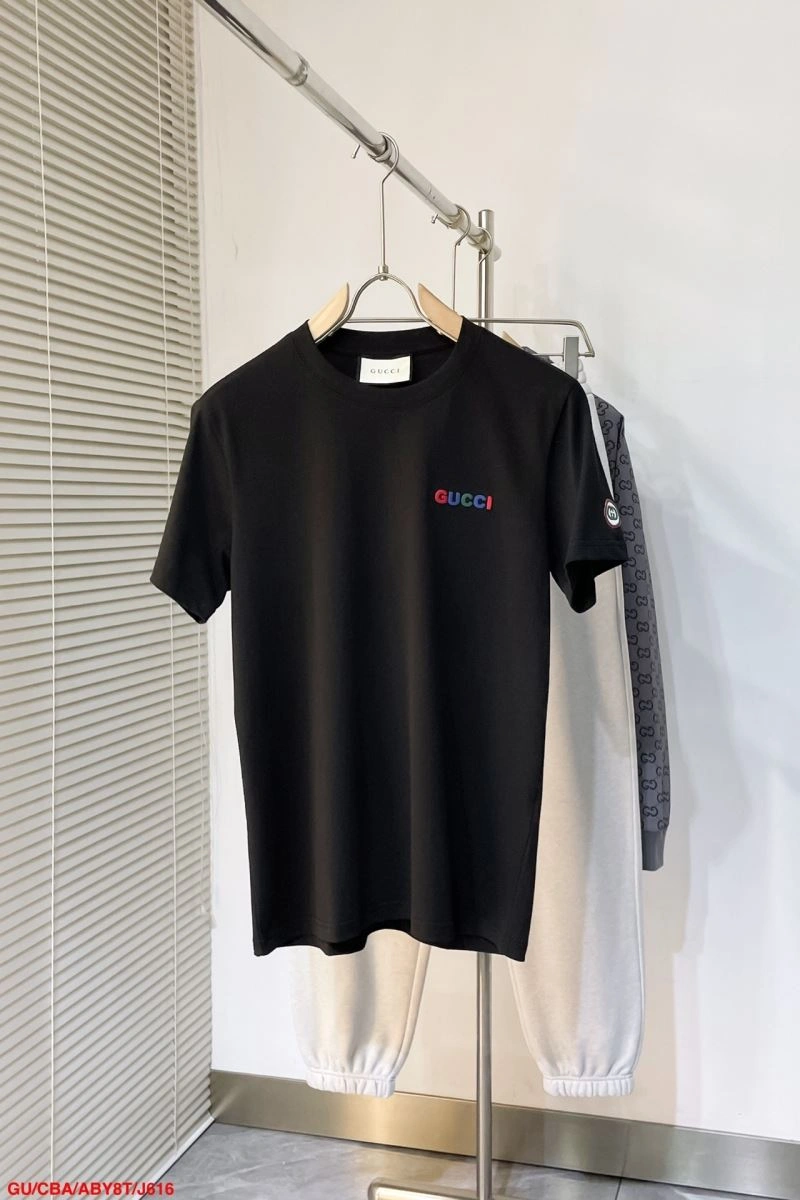 Gucci T-Shirts Snug 128744