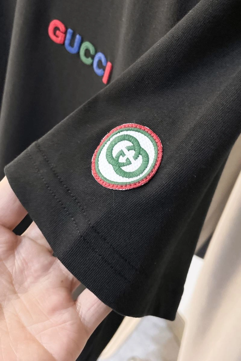 Gucci T-Shirts Snug 128744