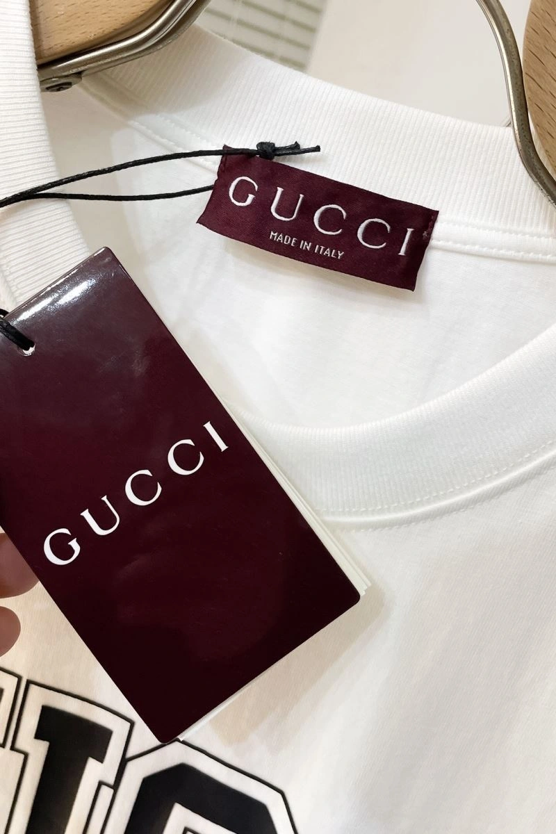 Gucci T-Shirts FreshLook 128747