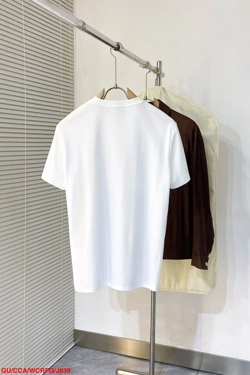 Compact Gucci T-Shirts 128736