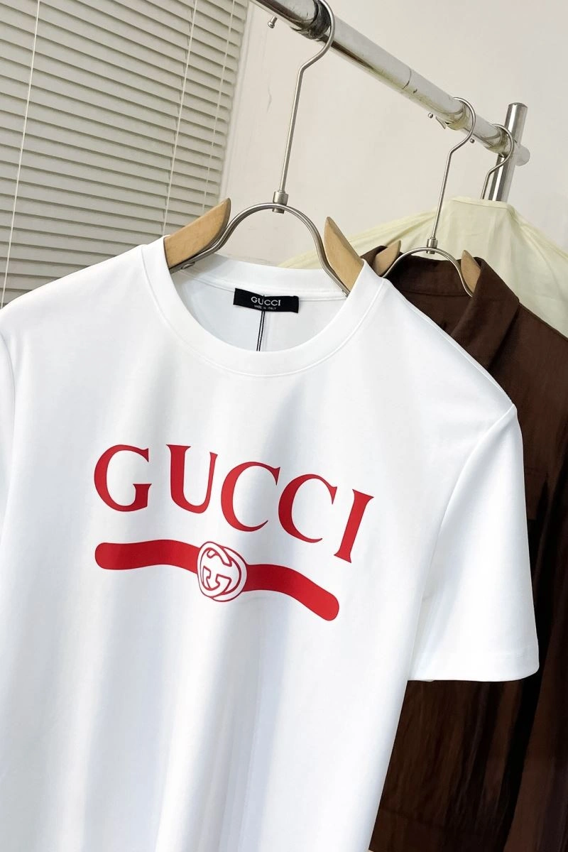 Compact Gucci T-Shirts 128736