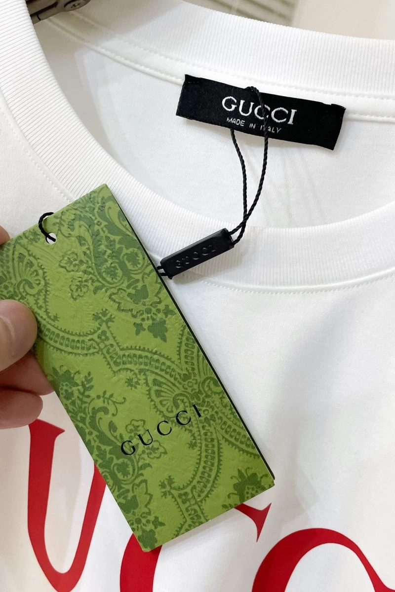 Compact Gucci T-Shirts 128736