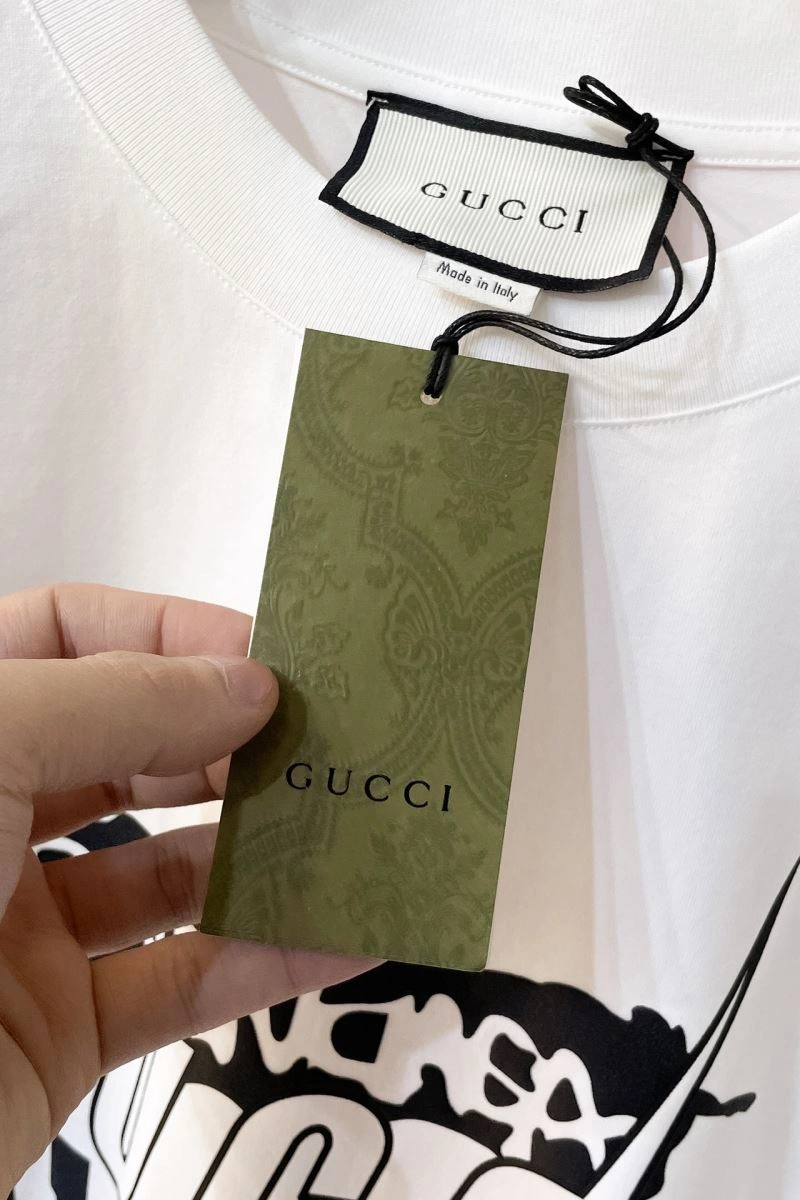 WellDesigned Gucci T-Shirts 128735