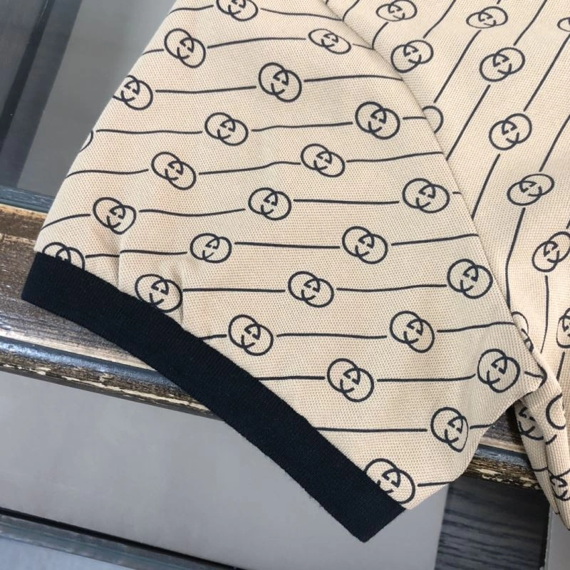 Seasonal Gucci T-Shirts 128730
