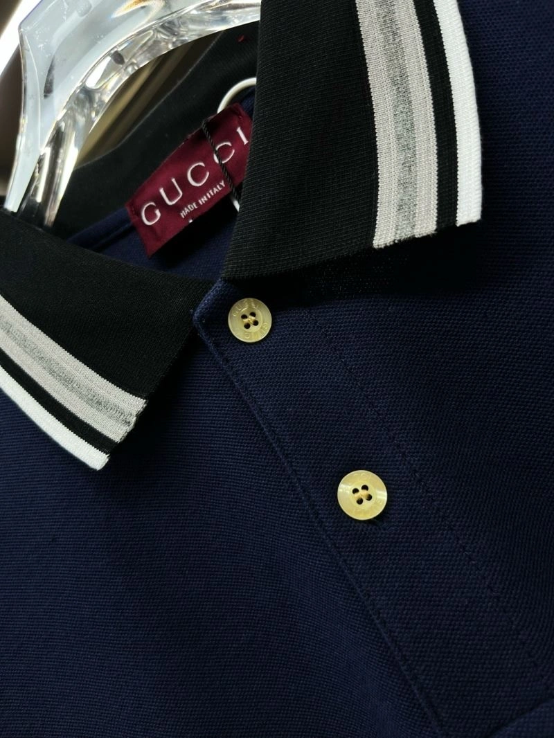 Compact Gucci T-Shirts 128644