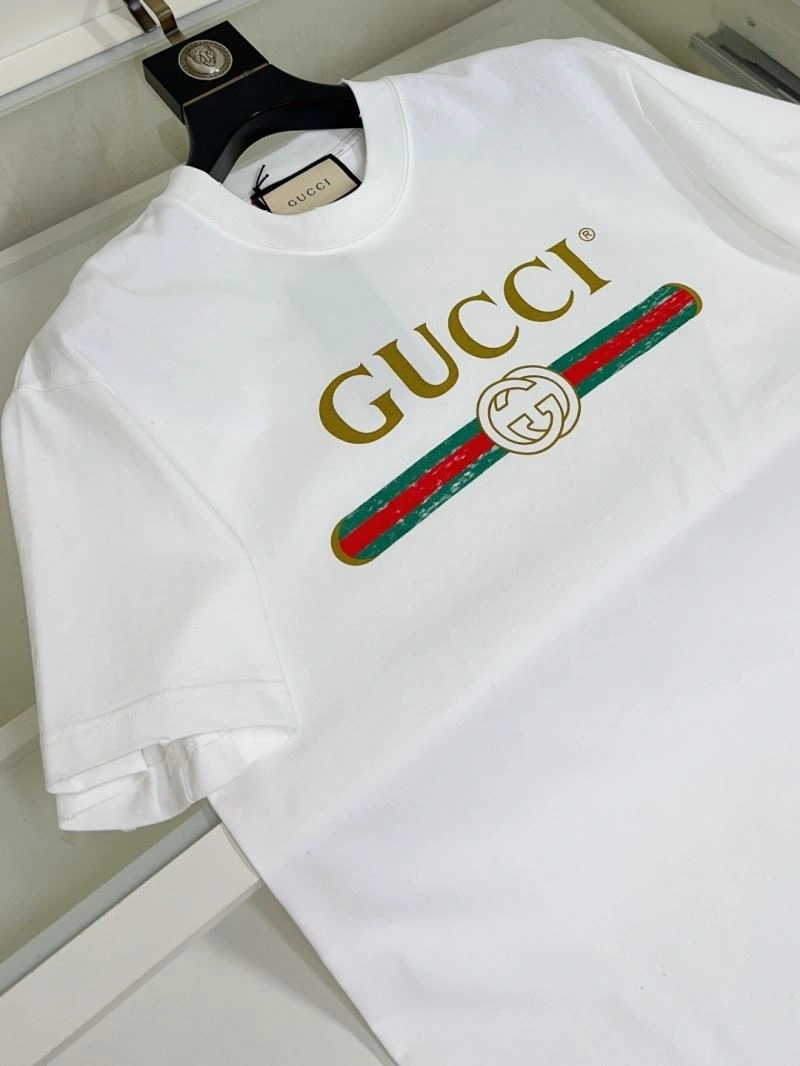 Gucci T-Shirts Durable 127943