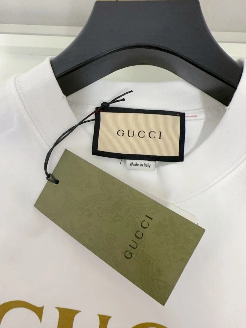 Gucci T-Shirts Durable 127943