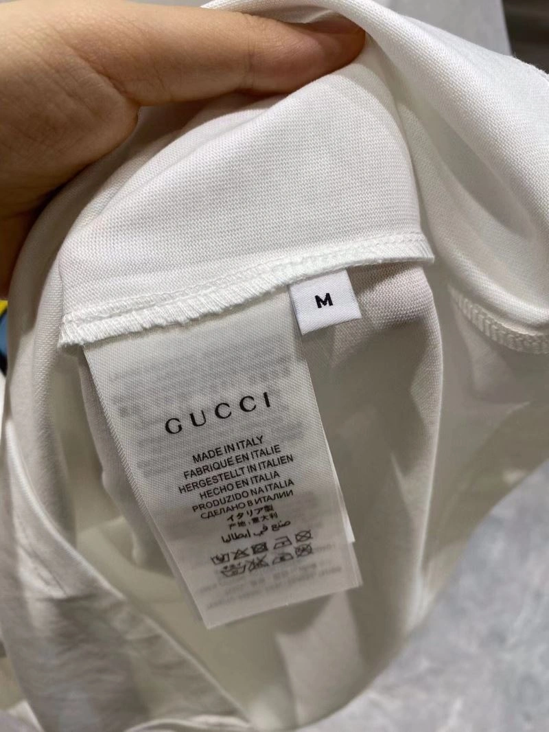 Compact Gucci T-Shirts 127847