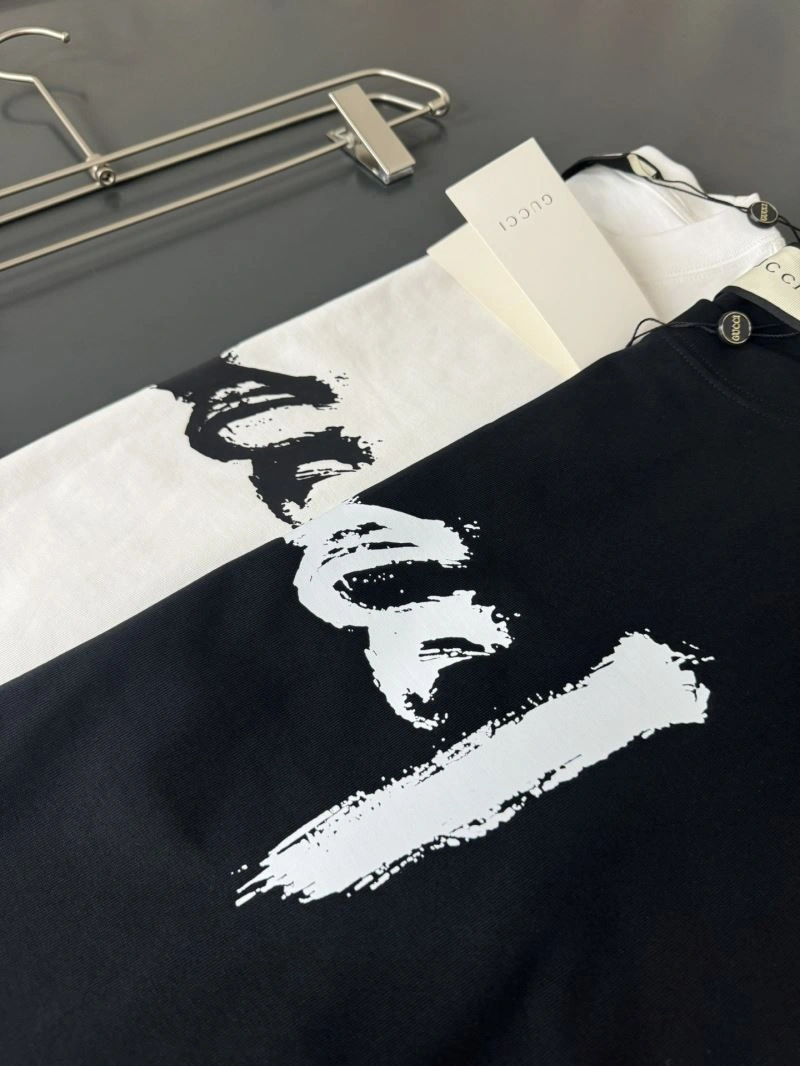 Gucci T-Shirts Lightweight 127870