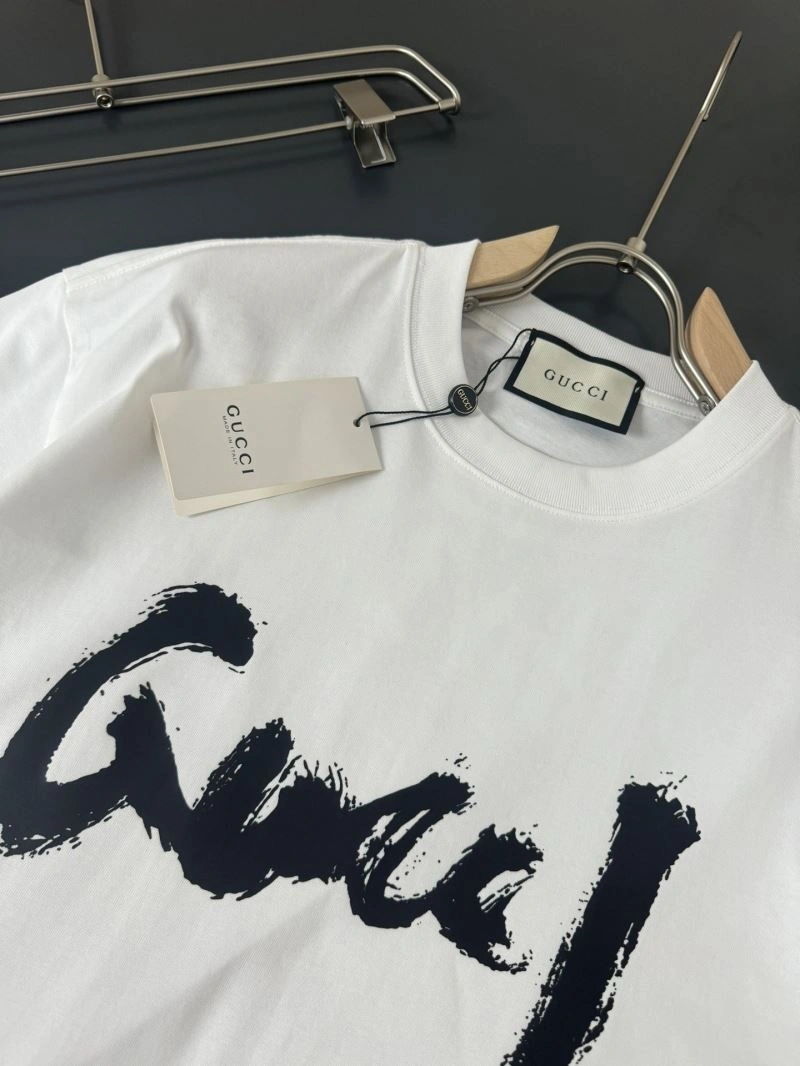 Gucci T-Shirts WrinkleFree 127860