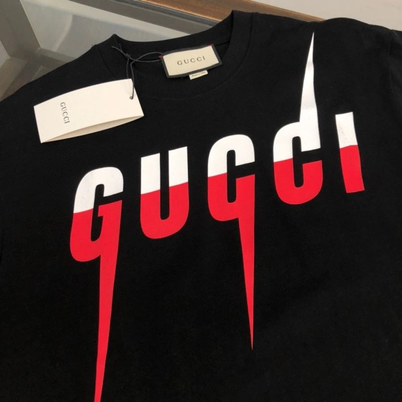 Gucci T-Shirts Sleek 127867