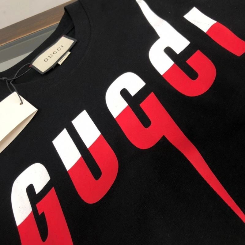 Gucci T-Shirts Sleek 127867