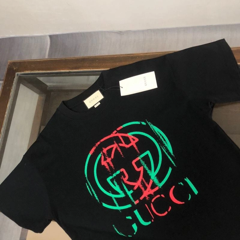 Gucci T-Shirts Soft 127871