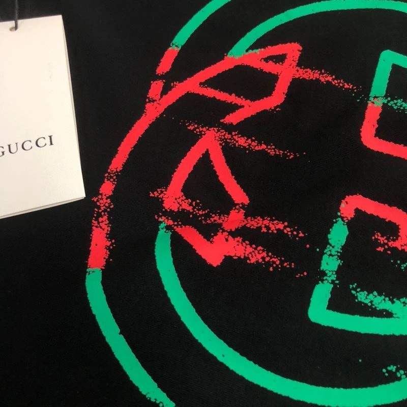 Gucci T-Shirts Soft 127871