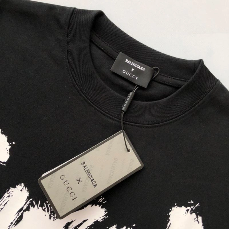 Gucci T-Shirts Bold 127872