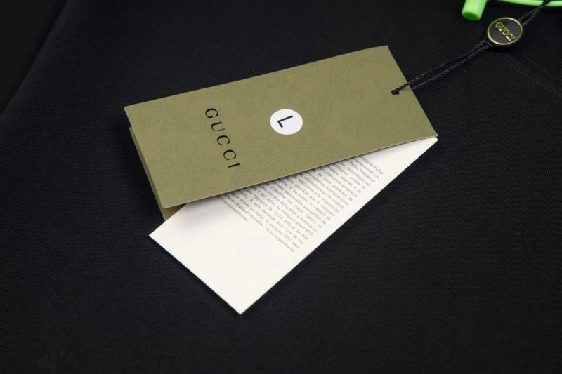 Packable Gucci T-Shirts 127843