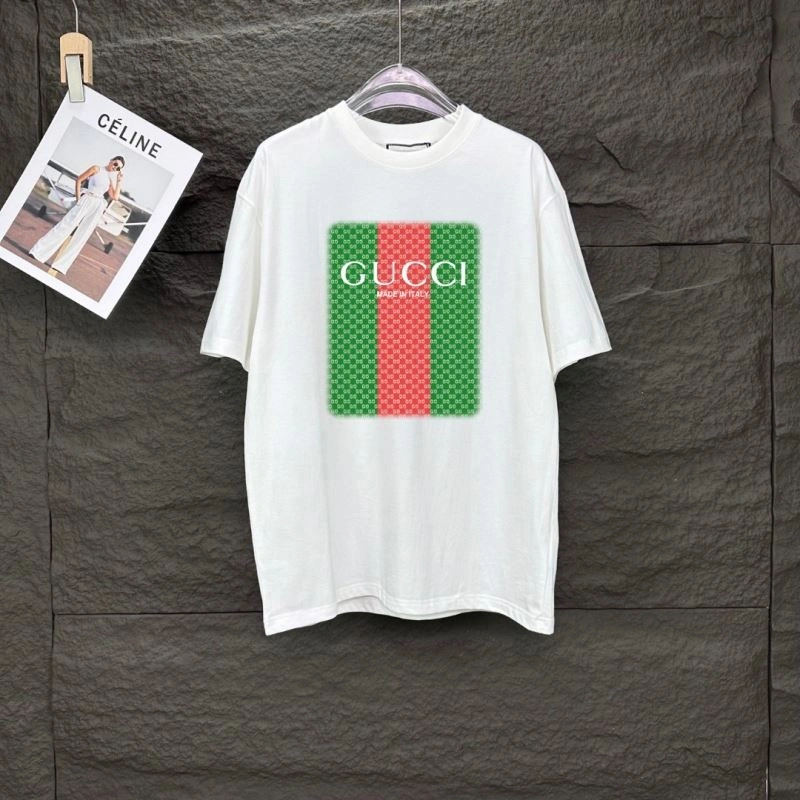 Packable Gucci T-Shirts 127840
