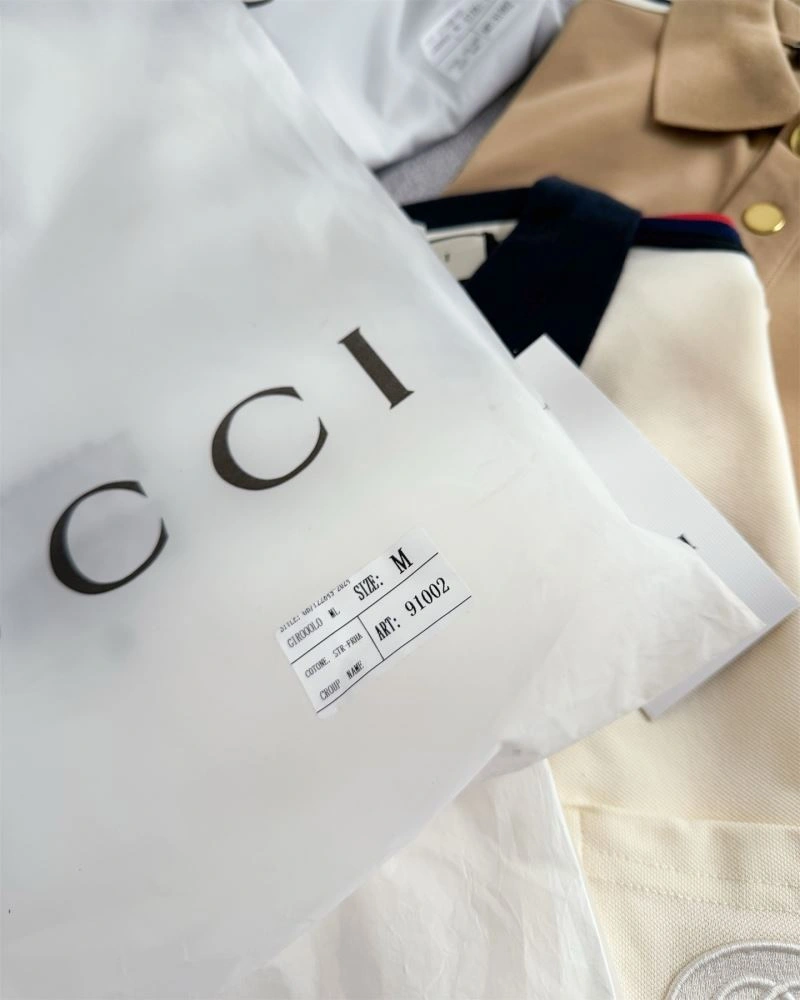 Gucci T-Shirts Elegant 127836