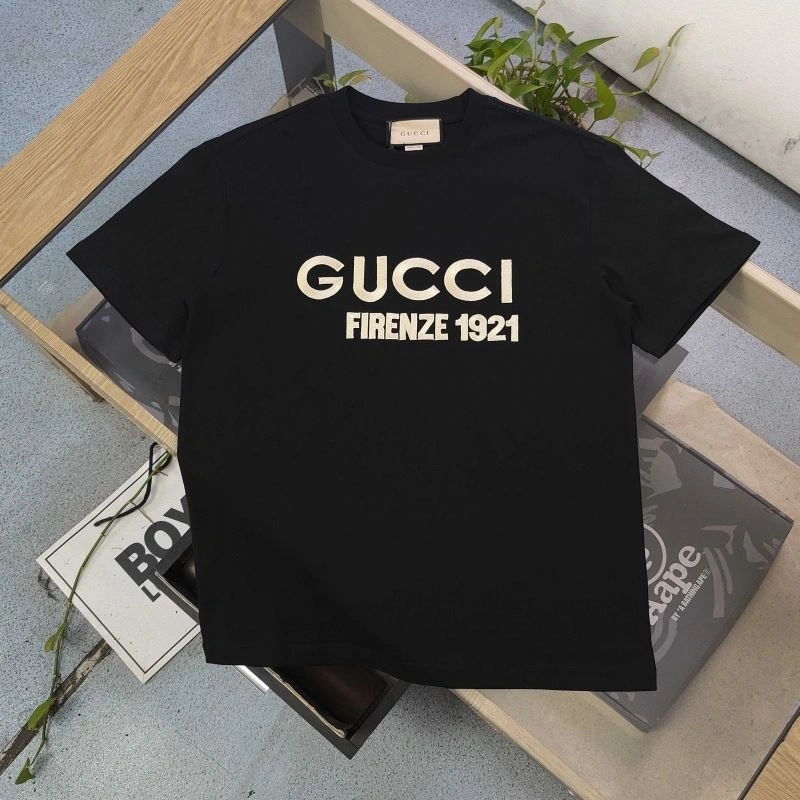 Gucci T-Shirts SoftTouch 127829