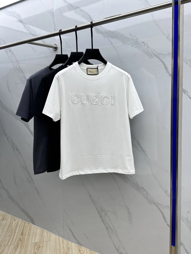 Sleek Gucci T-Shirts 127817