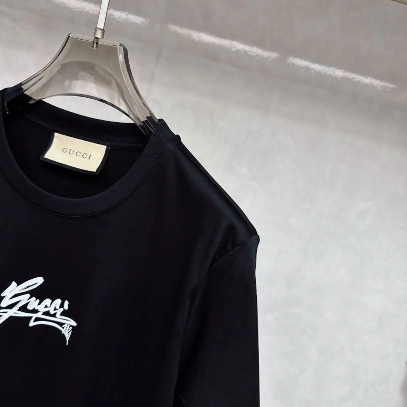 Gucci T-Shirts Elegant 127830
