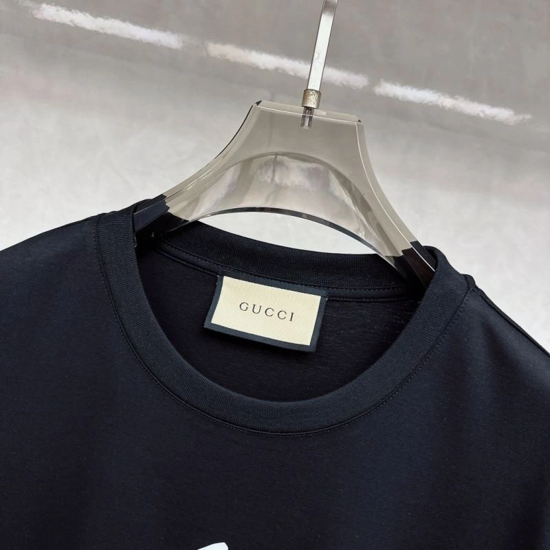Gucci T-Shirts Elegant 127830