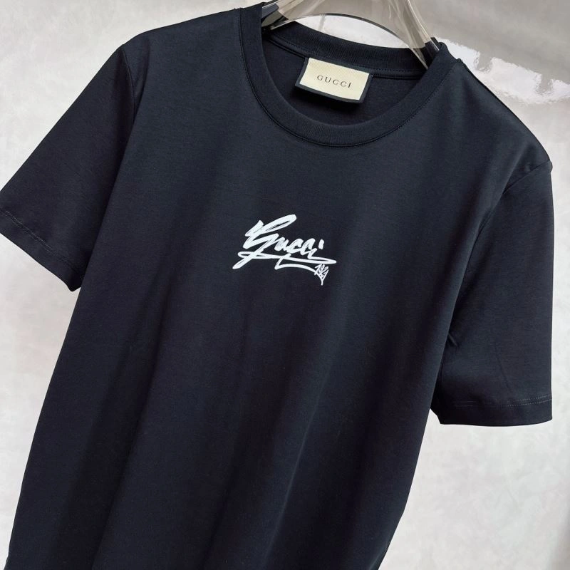 Gucci T-Shirts Elegant 127830